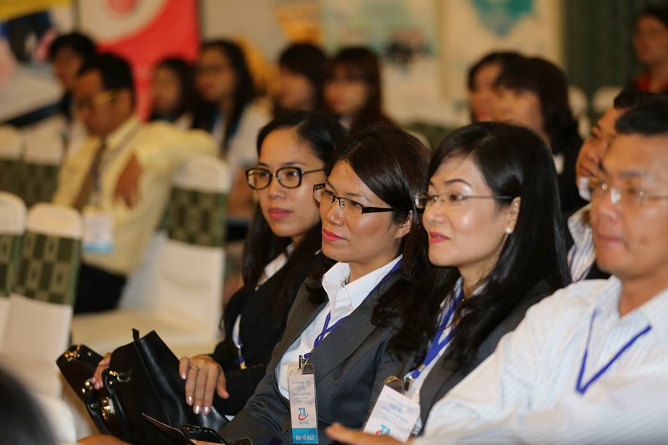 TGĐ VTAX cùng các cộng sự trong buổi ra mắt CLB Đại Lý Thuế Tp HCM