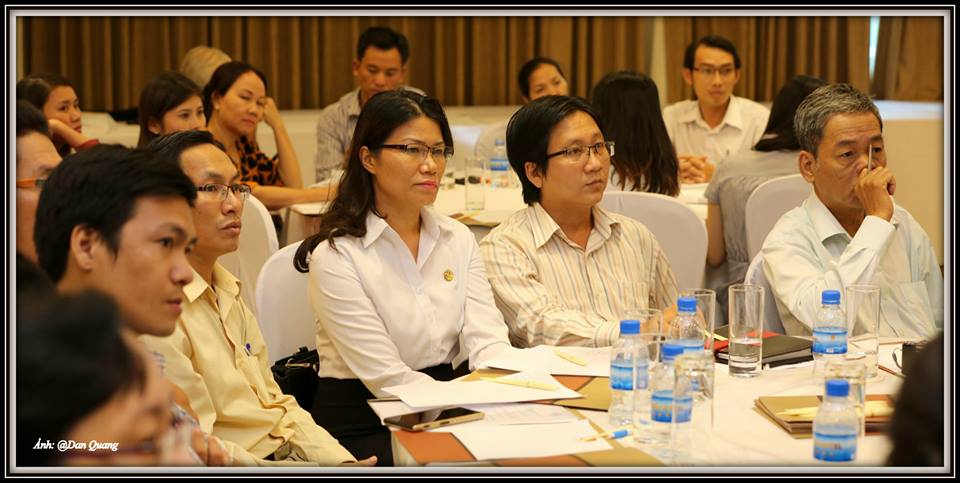 Buổi tọa đàm diễn ra trong không khi trang nghiêm